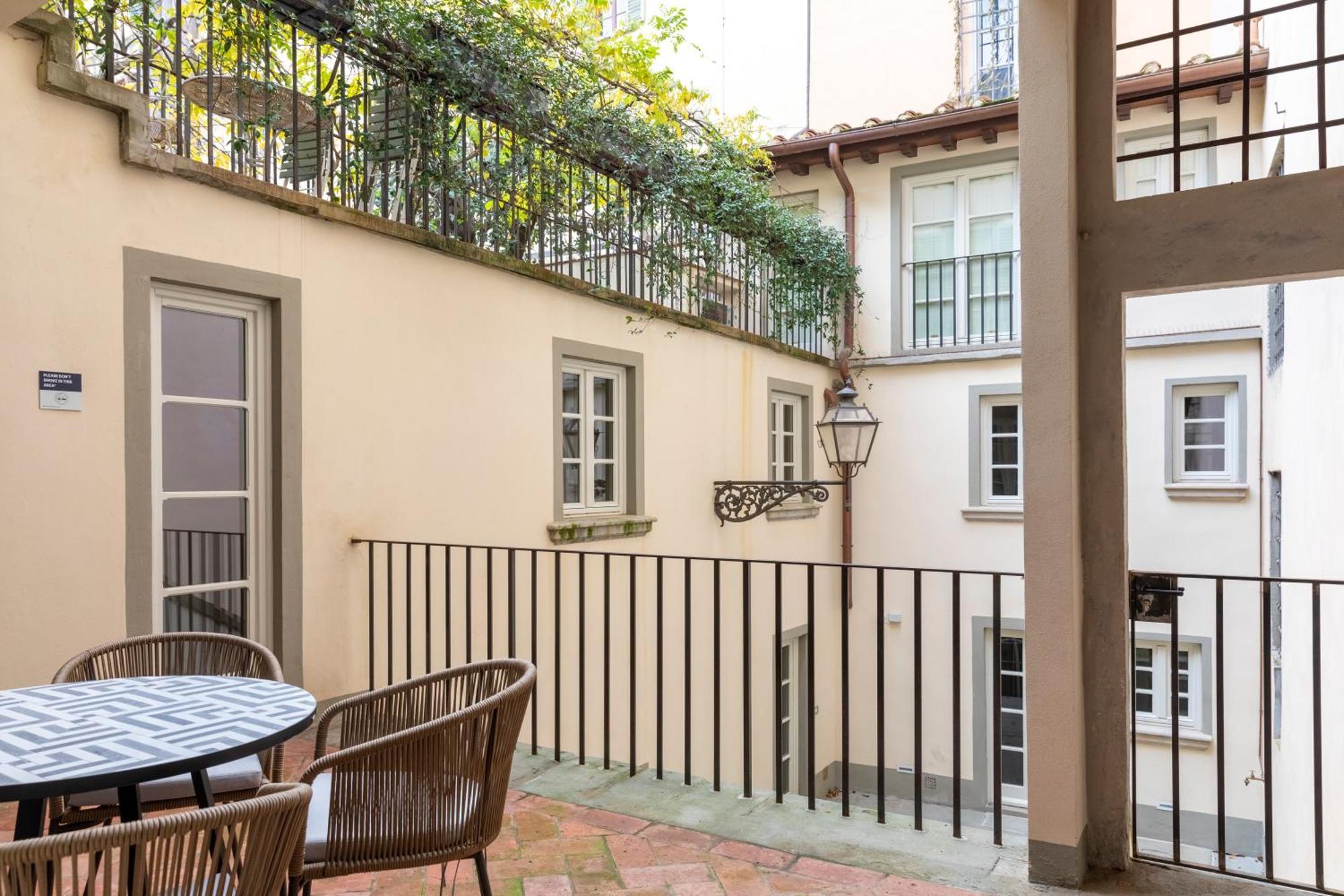 Numa Felice Apartahotel